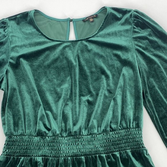City Triangles Womens Size XXL Green Velvet Long Sleeve Tiered Dress WORN ONCE - Picture 4 of 12